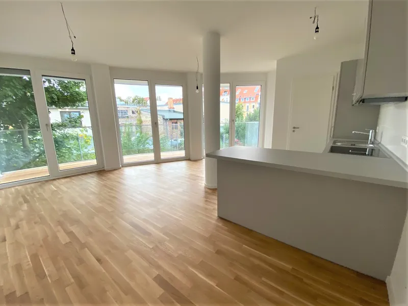 Direkter Wasserblick! Modernes Apartment mit EBK! — photo 1